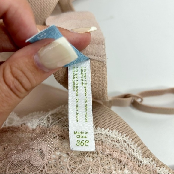 OnGossamer Neutral Lace Front Underwire Plunge Bra with Mesh Back 36C - Picture 5 of 6